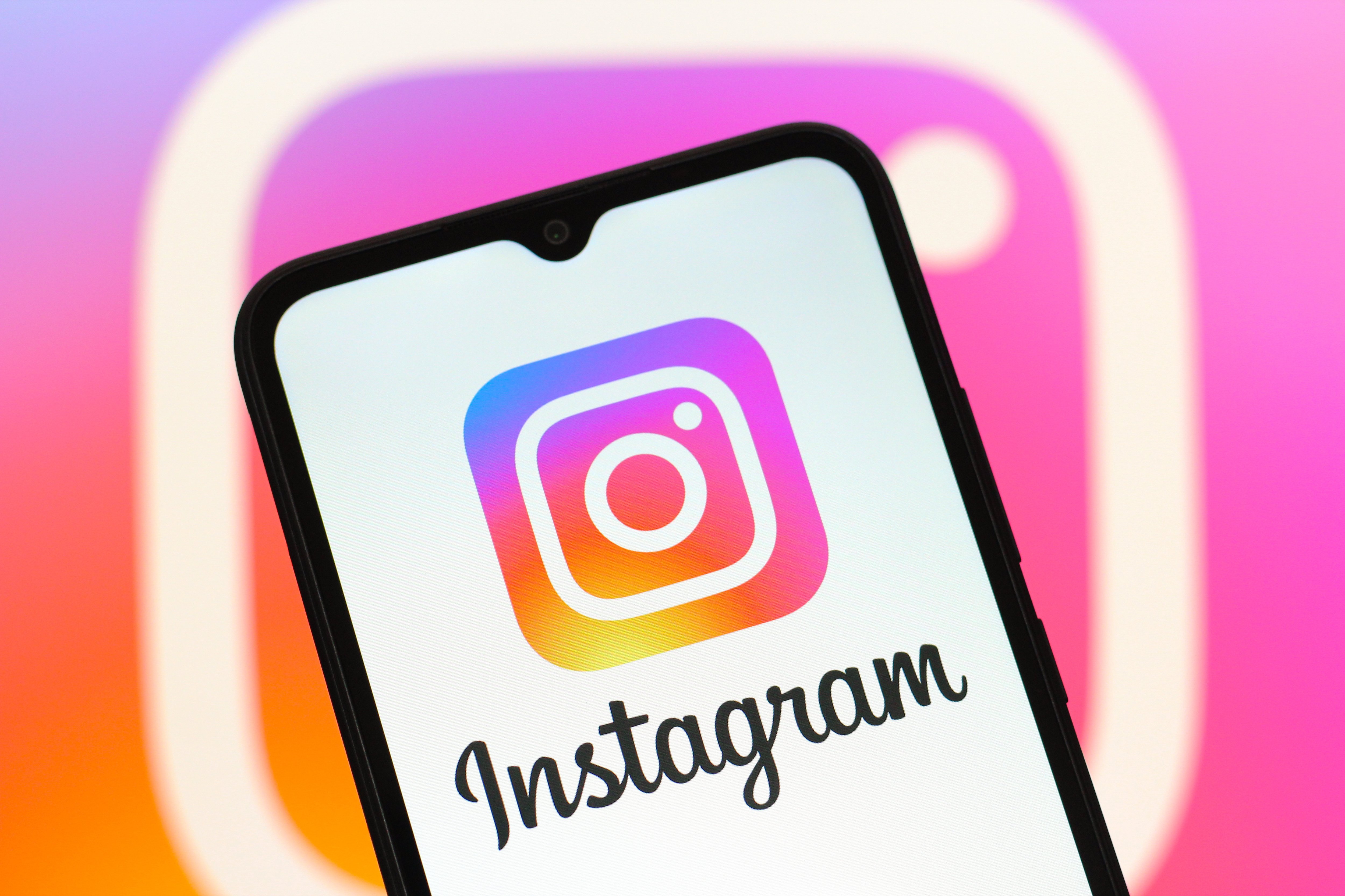 Tips for Acquiring Effective User Data: How to Use Instagram Category Data